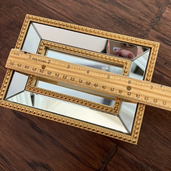 Rectangle gold metal & glass mirror design end lid that opens to a jewelry box​ - Picture 7 of 9